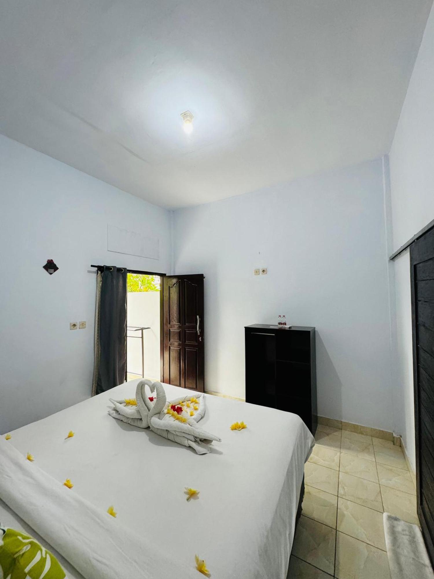 Apartamento Biya Lumba Candidasa Exterior foto